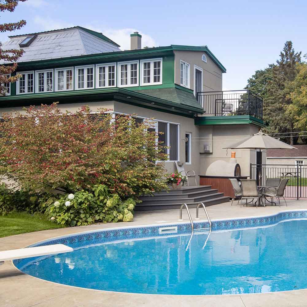 About PlotAndFlats - Real Estate Experts